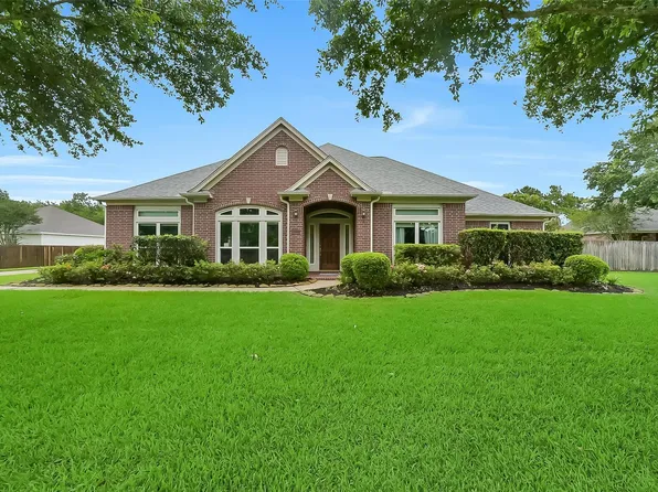 205 Trail Bend Ln, Friendswood, TX 77546