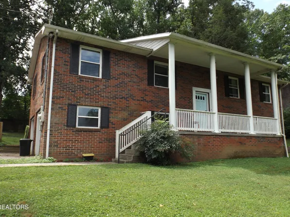 136 Longview Dr, Harriman, TN 37748