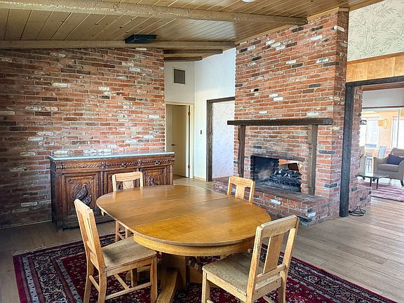 5th image of 3012 Indian Creek Dr