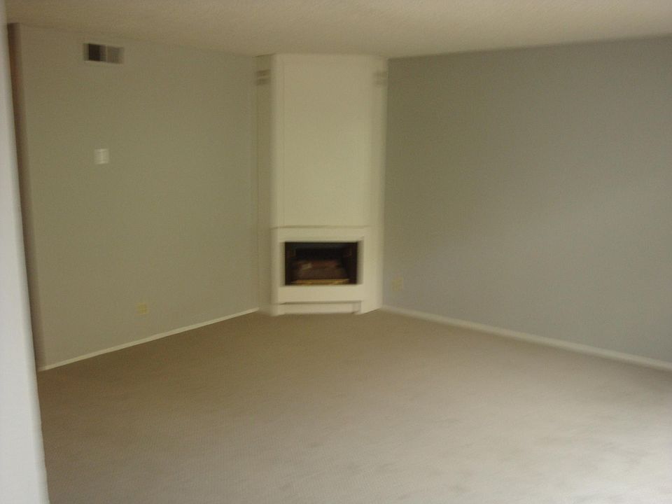 2nd image of 1846 Castro St
