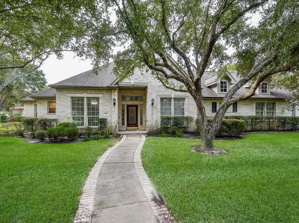59 Champion Villa Dr, Houston, TX 77069
