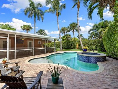 1233 12th AVE N, Naples, FL, 34102