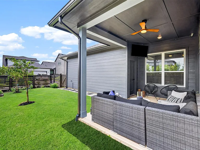 18403 Vivacious Ln — Photo 27