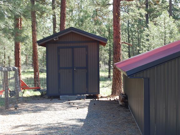 3rd image of 38987 Deer Creek Rd