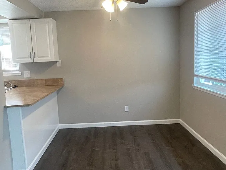 Albany Meadows Apartments — Photo 106