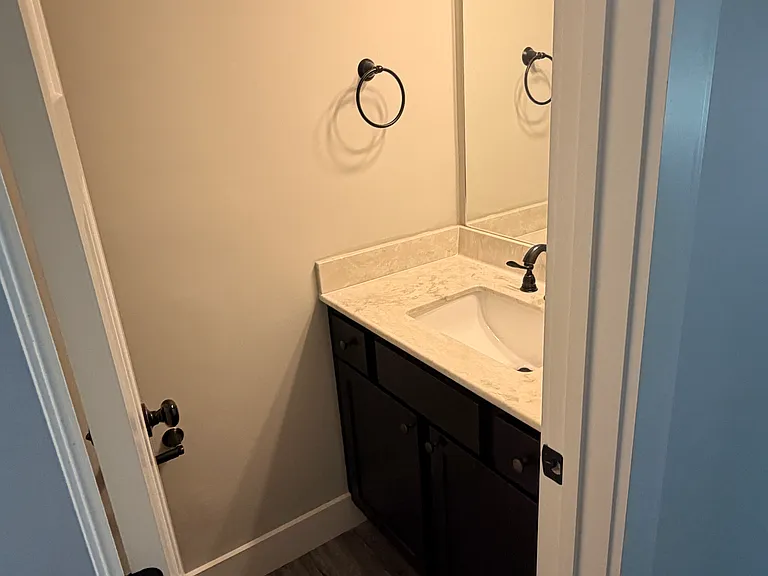 5926 Edmondson Ln — Photo 4