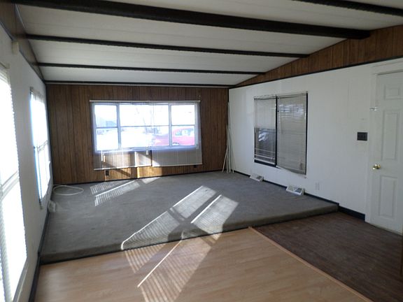 4th image of 1229 1st Ave NE Trlr 24
