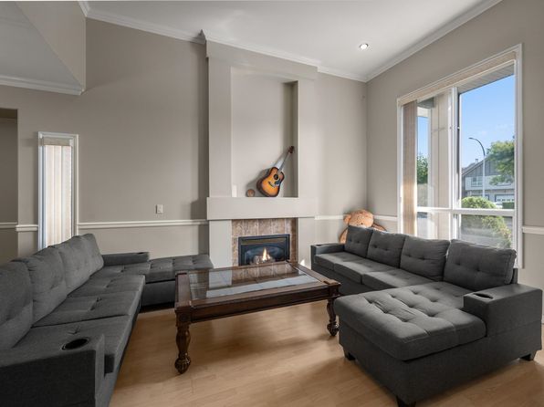 8227 158th St, Surrey, BC V4N 0R6