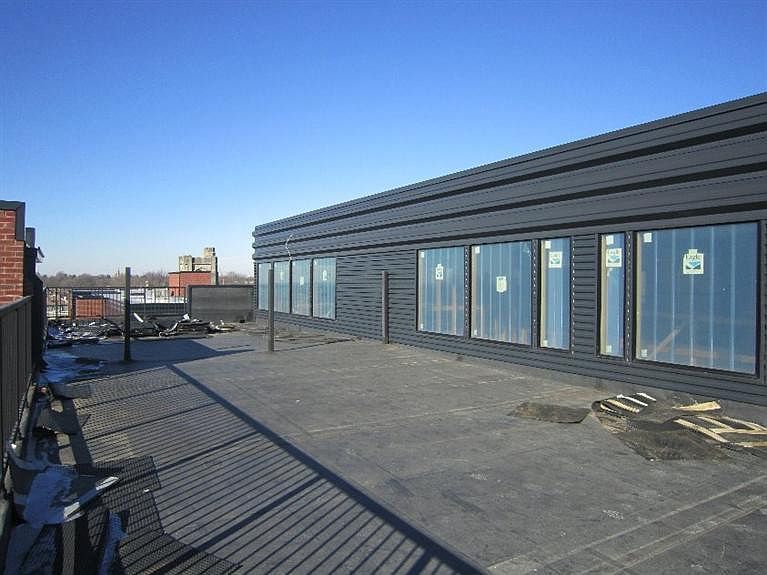 2nd image of 505 W Main #503