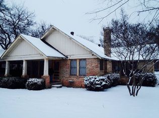 1058 N Mayhill Rd, Denton, TX 76208