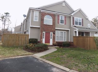 692 Windbrook Cir, Newport News, VA 23602