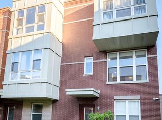 3224 N Kilbourn Ave UNIT 14, Chicago, IL 60641