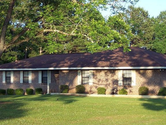2nd image of 82 Carver Dr