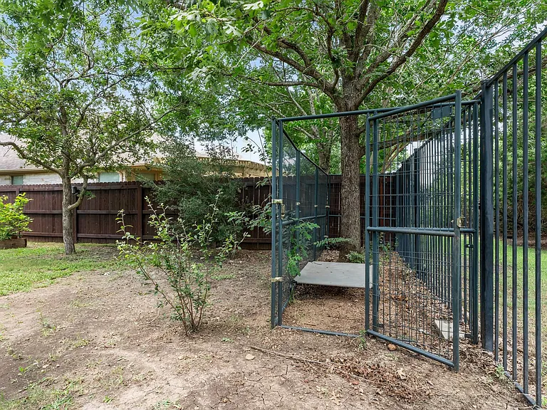420 Wild Rose Dr — Photo 30
