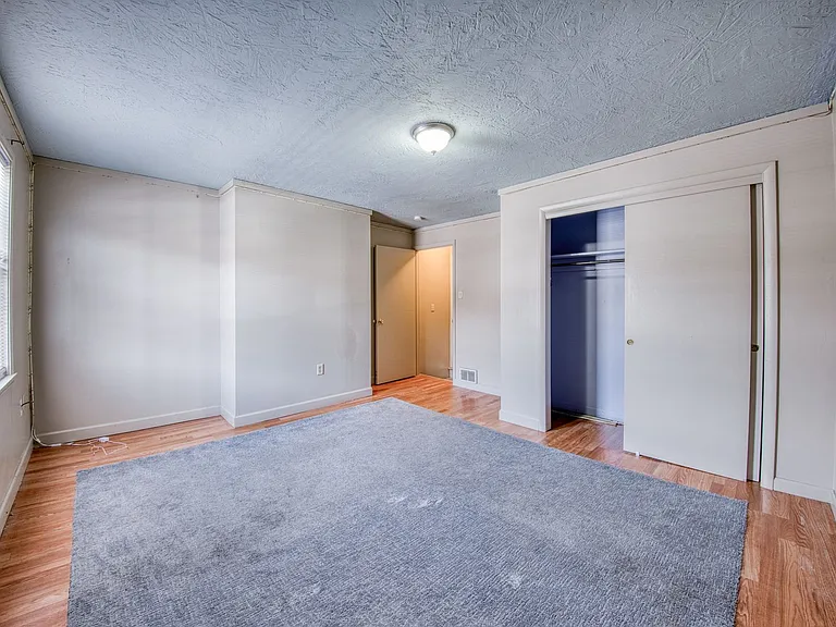 126 Railroad St #128 — Photo 35