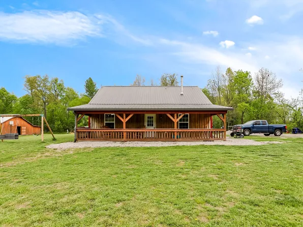 9278 E Cooper Rd, Morgantown, IN 46160