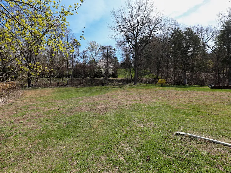 111 Zandhoek Rd — Photo 33