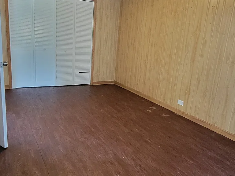 22230 Latonia Ln — Photo 5