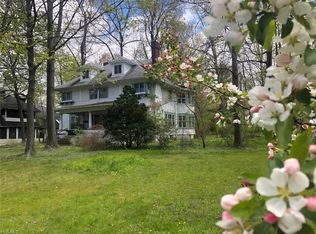2597 Guilford Rd, Cleveland, OH 44118