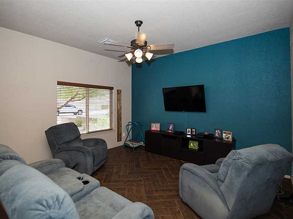4th image of 10408 E 39th Way