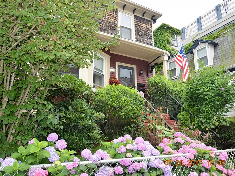616 Thames St #2 — Photo 2