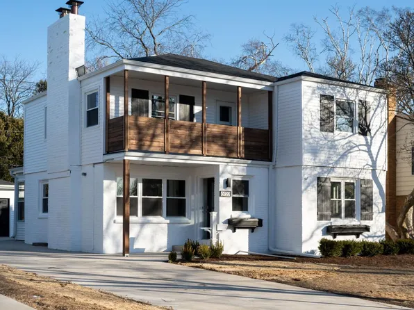 6122 North Santa Monica BOULEVARD, Whitefish Bay, WI 53217