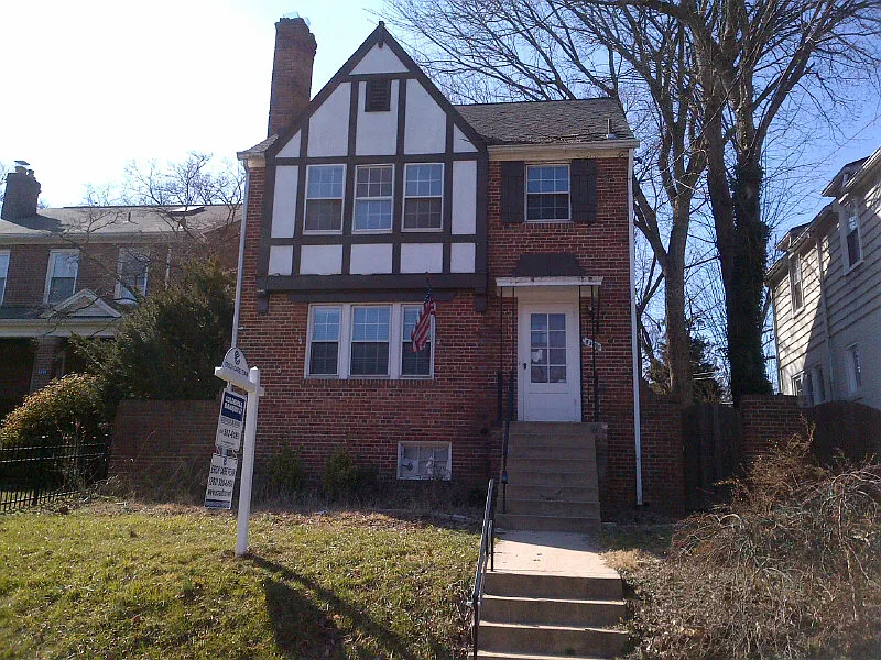 5536 30th Pl NW photo 1