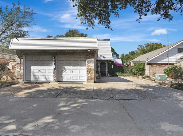 2718 Kissing Camel Ct, Missouri City, TX 77459