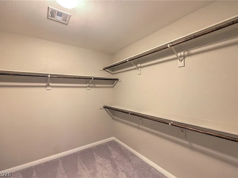 3213 Molinos Dr — Photo 40