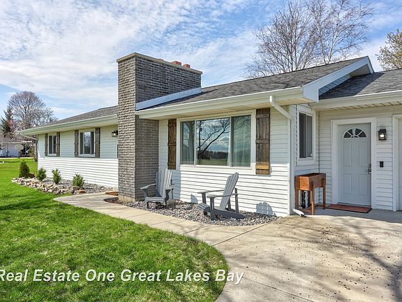 4th image of 7130 Pierce Rd