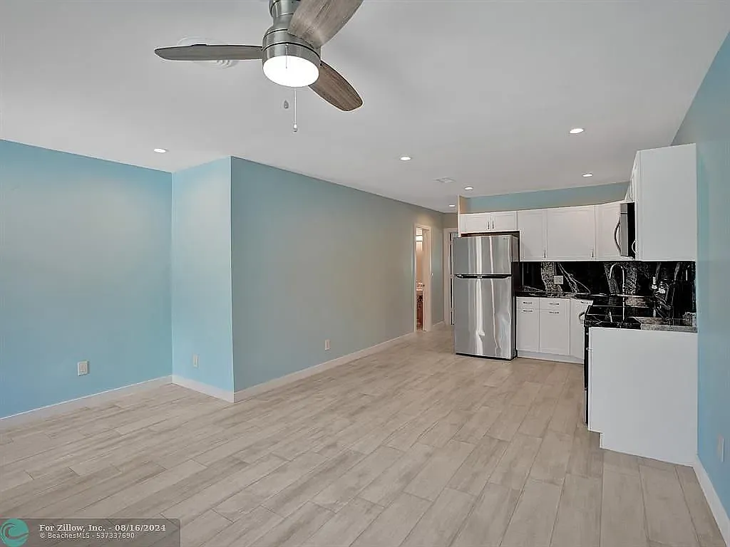 3 bed, 1100 sqft, $3,200 — Photo 3