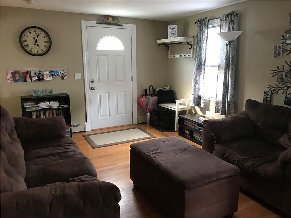 1st image of 10 Crawford St