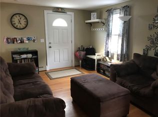 10 Crawford St, Cranston, RI 02910