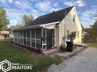 418 Carter Ave, Ottumwa, IA 52501