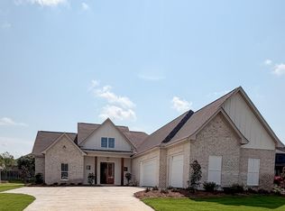 63 Huxley Dr, Starkville, MS 39759