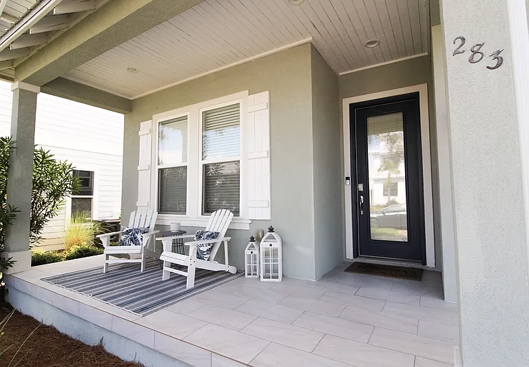 283 Lakeland Dr — Photo 2