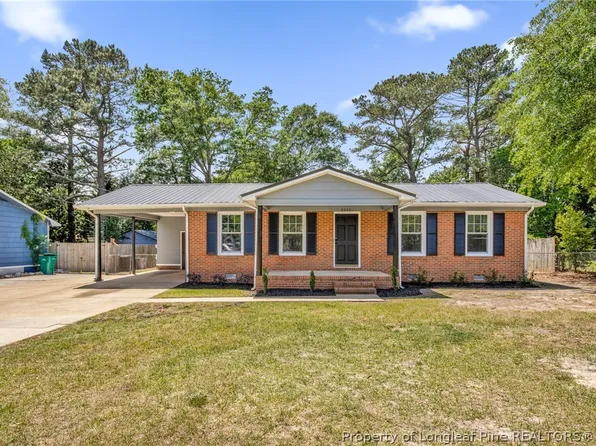 3220 Periwinkle Dr, Fayetteville, NC 28306