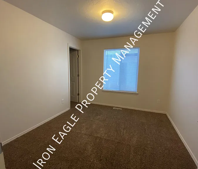 3015 W Marbeth Ct — Photo 10