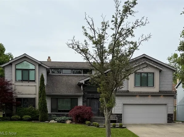 24040 Wendover Dr, Beachwood, OH 44122