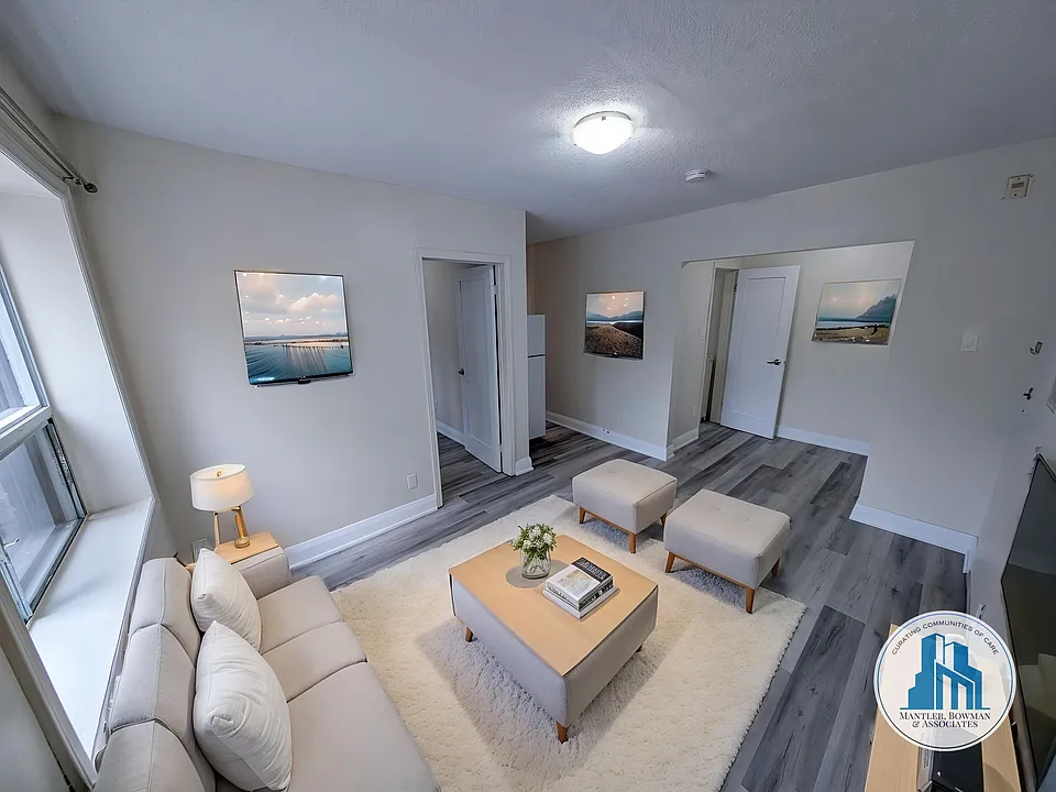 22 Robina Ave #5