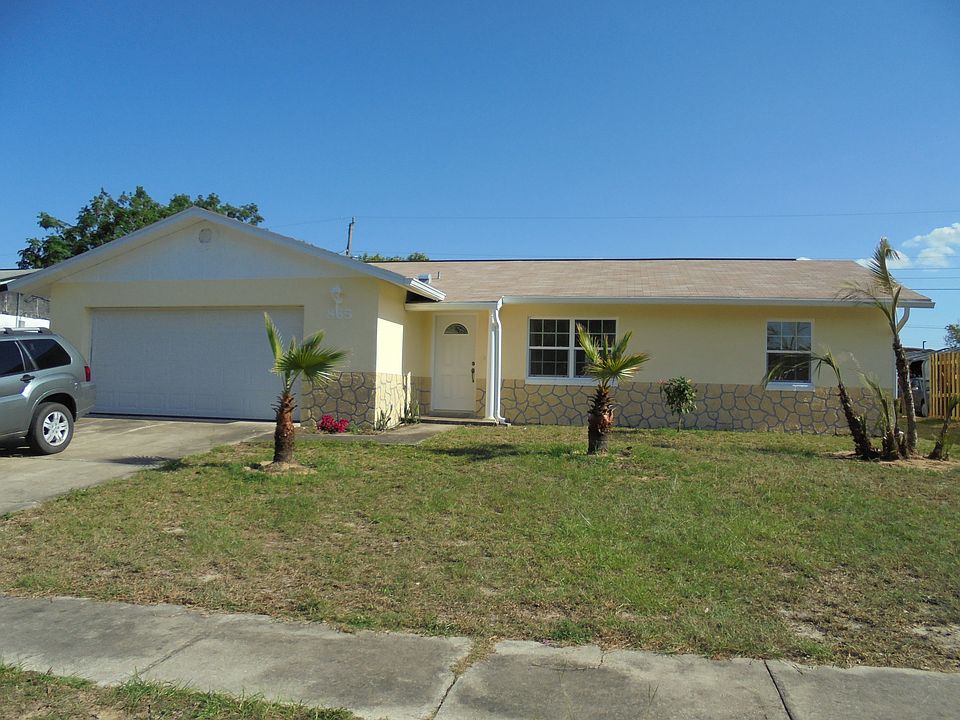 1st image of 865 Loretta Dr