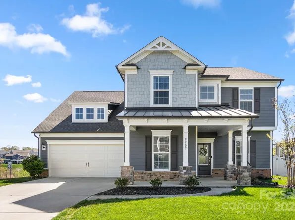 8709 Gladden Hill Ln, Fort Mill, SC 29715