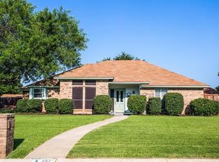 257 Raintree Dr, Highland Village, TX 75077