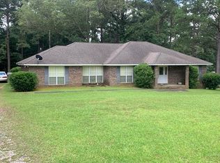 18 Holly Dr, Waynesboro, MS 39367