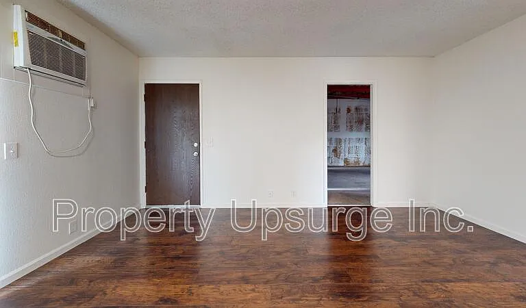 2739 Gilmore Ln #4 — Photo 4