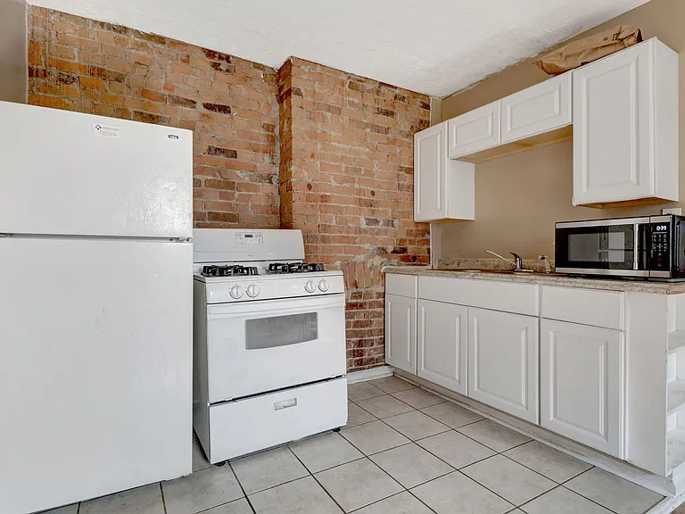 3636 W 8th St #7 — Photo 6