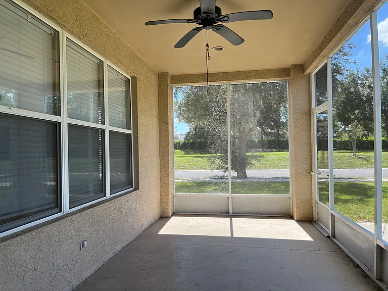 4146 SW 51st Ter — Photo 22