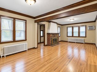1132 6th St E, Saint Paul, MN 55106