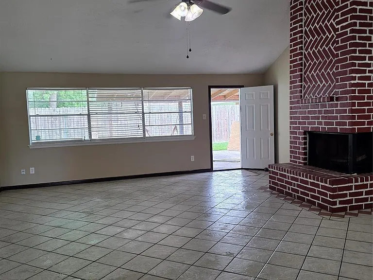 19410 Westhaven Dr — Photo 8