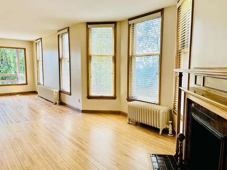 5090 London Rd #1 — Photo 10